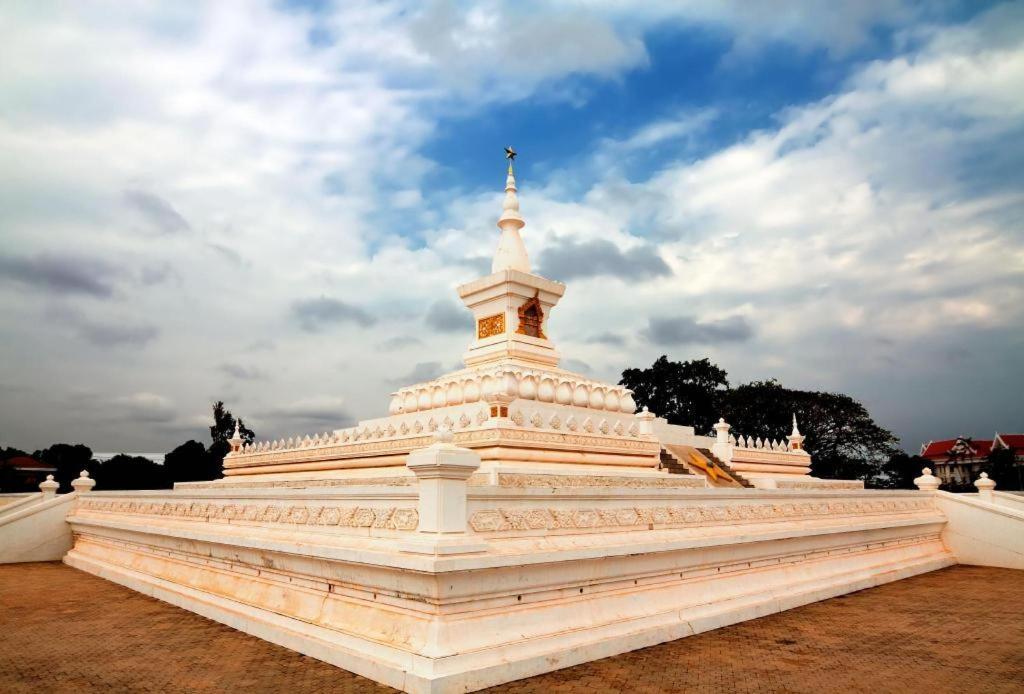 Continental Plaza Vientiane Hotel Ban Nongdouang Kültér fotó